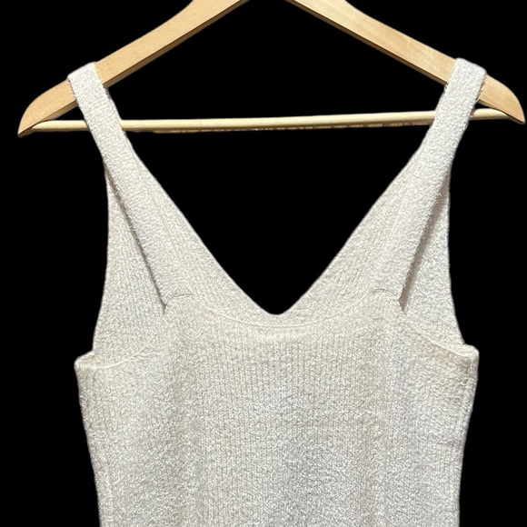 Joie NWT Cream Super Soft Ribbed Knit Tank Sweater Size Medium - Picture 8 of 12